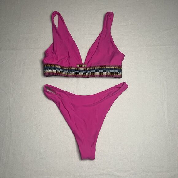 Vibrant Pink Bikini Set with Patterned Waistband Size Large - Picture 2 of 6